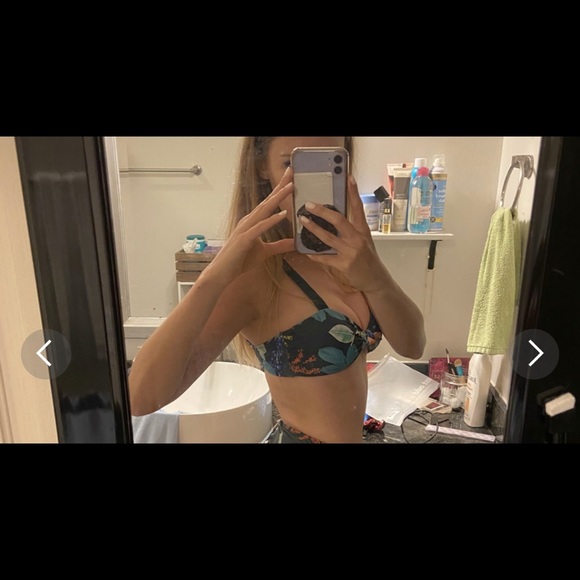 Bathing Suit Top Cupshe - Picture 2 of 3